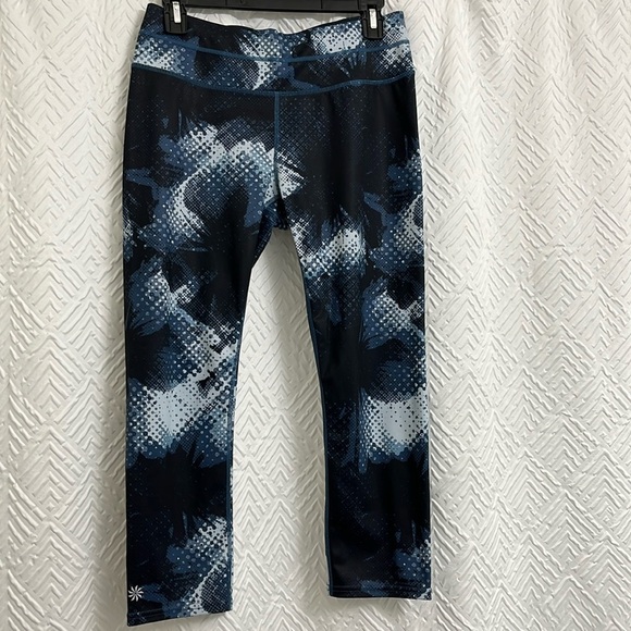 Athleta Electric Sonar Blue Pattern Capri Size Medium - Picture 2 of 7